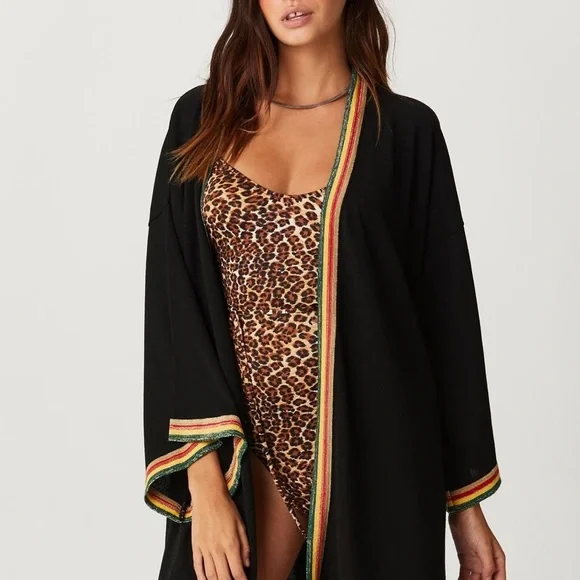 Jen’s pirate booty kimono - Picture 4 of 5